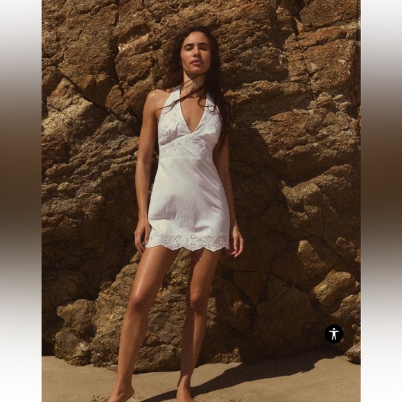 Zara Embroidered Poplin Halter Dress Size XXL NWT Zara Embroidered Poplin Halter Dress Size XXL NWT